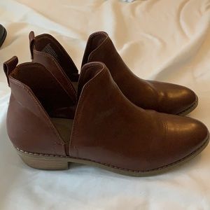 Brown ankle boots